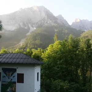 Dolomiti House Maison d'hôtes